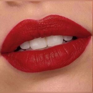 Maybelline (Pioneer)Bold Red Lipstick